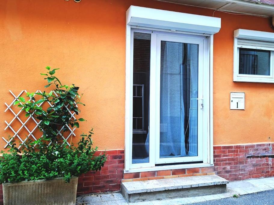 Studio Proche De Perpignan Peyrestortes Exterior photo